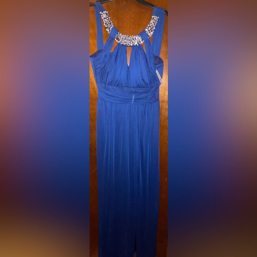 brand new with tags Navy Davids Bridal Dress, size 11